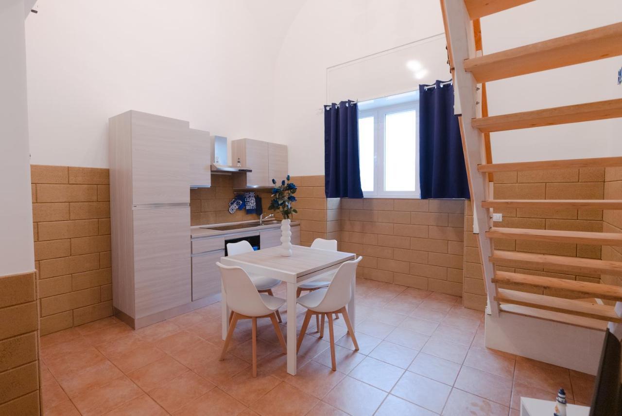 Blue Angel Oak - Apartment Bari Esterno foto