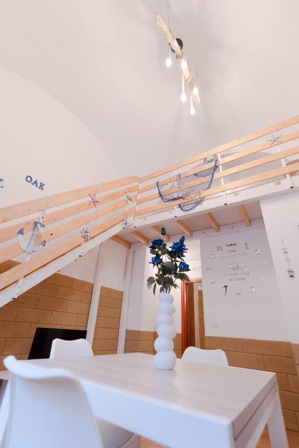 Blue Angel Oak - Apartment Bari Esterno foto